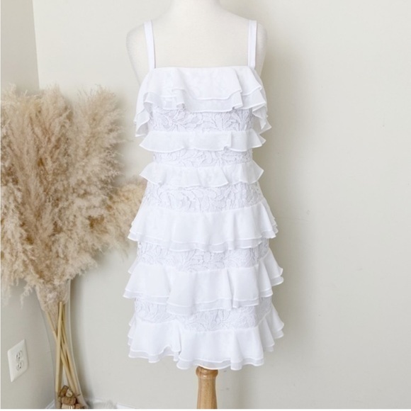 lilly pulitzer Dresses & Skirts - Lilly Pulitzer White Olive Ruffle and Lace Tiered Dress